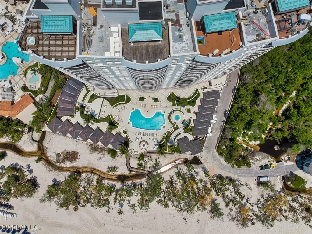 8665 Bay Colony Drive Naples FL 34108