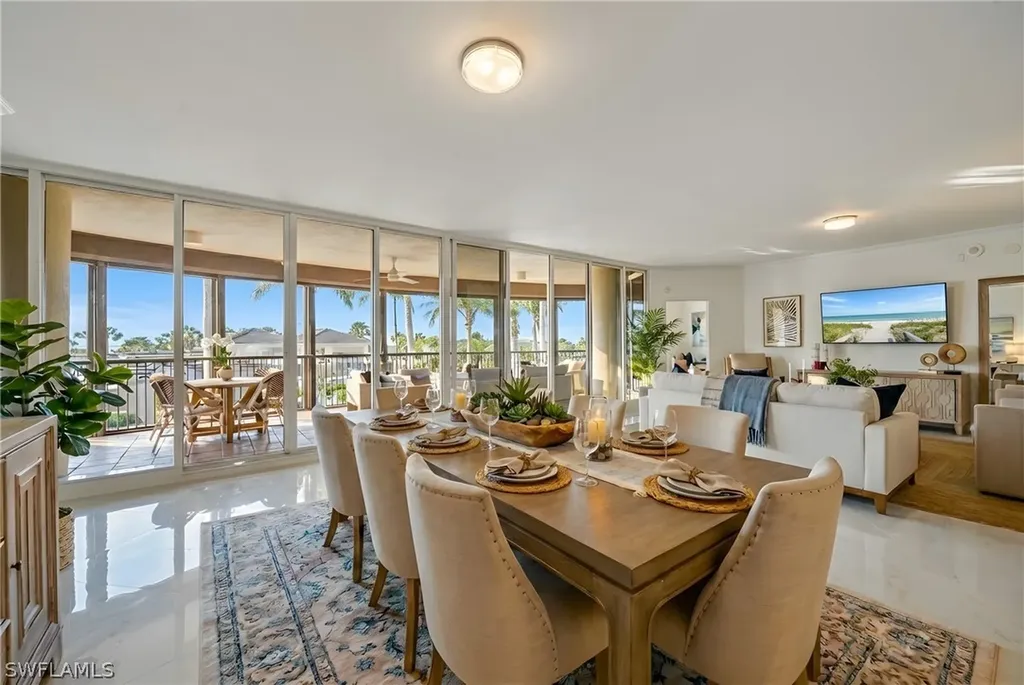 8665 Bay Colony Drive Naples FL 34108