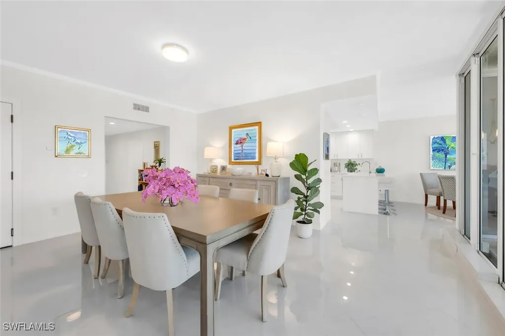 8665 Bay Colony Drive Naples FL 34108