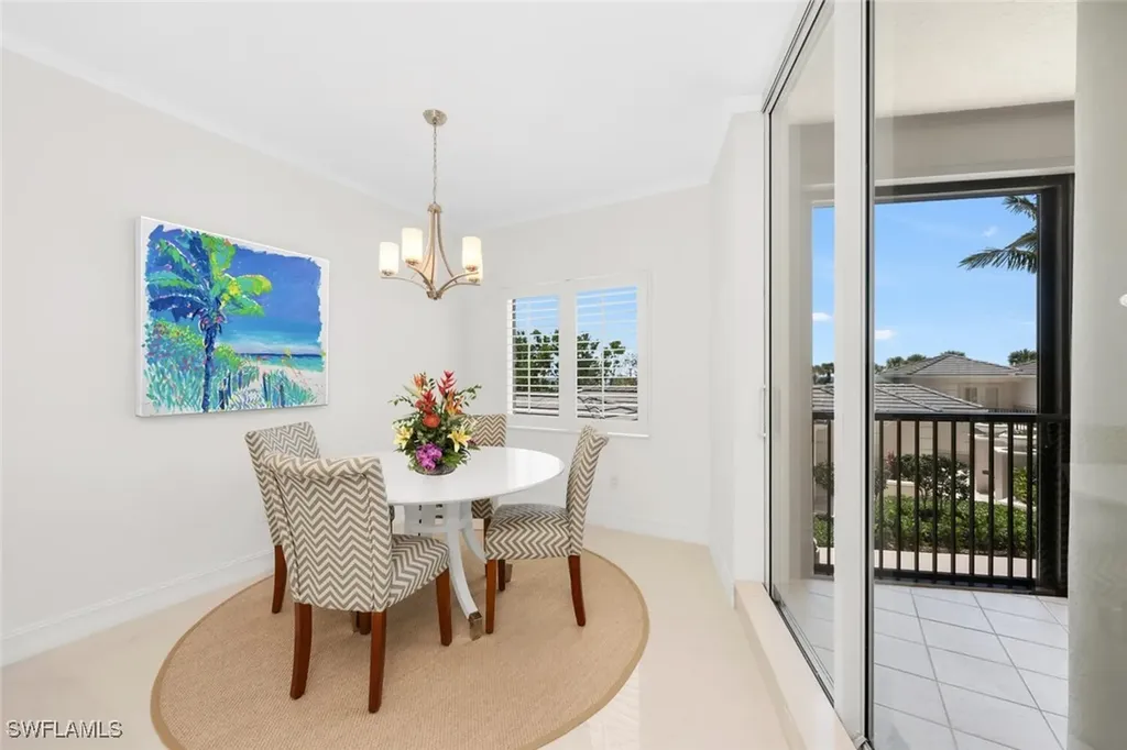 8665 Bay Colony Drive Naples FL 34108