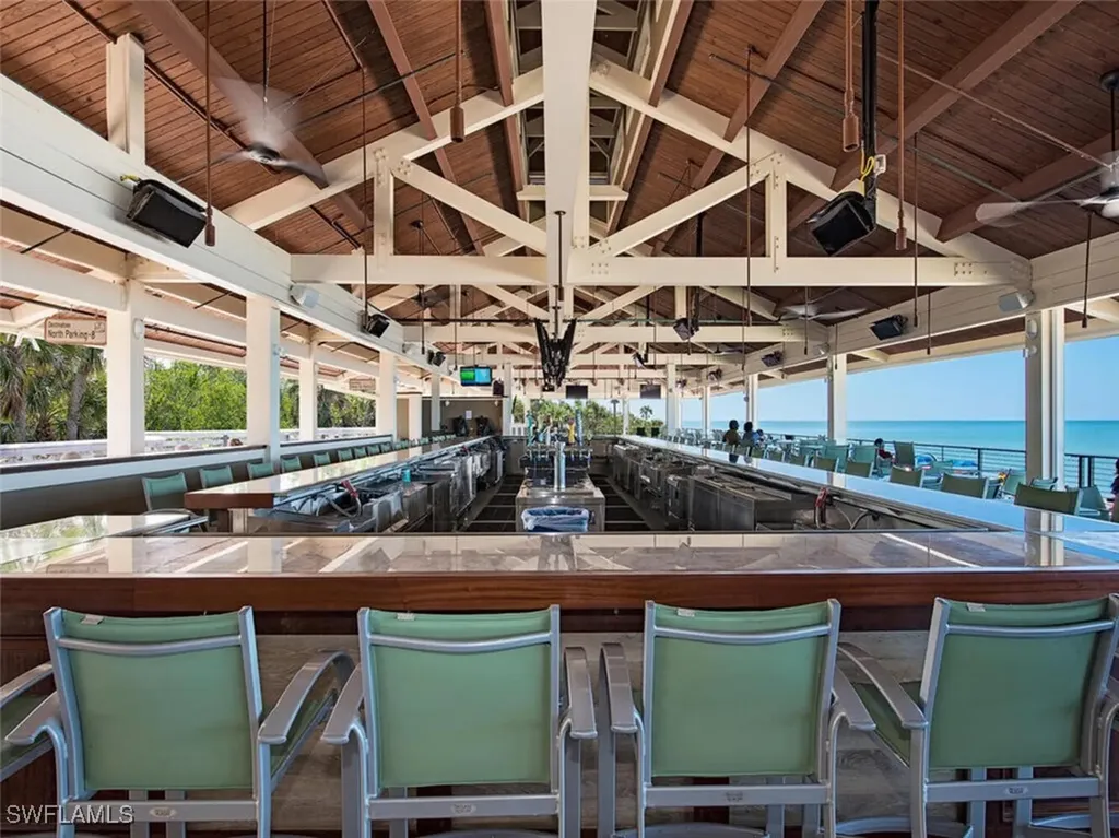 864 Tanbark Drive Naples FL 34108