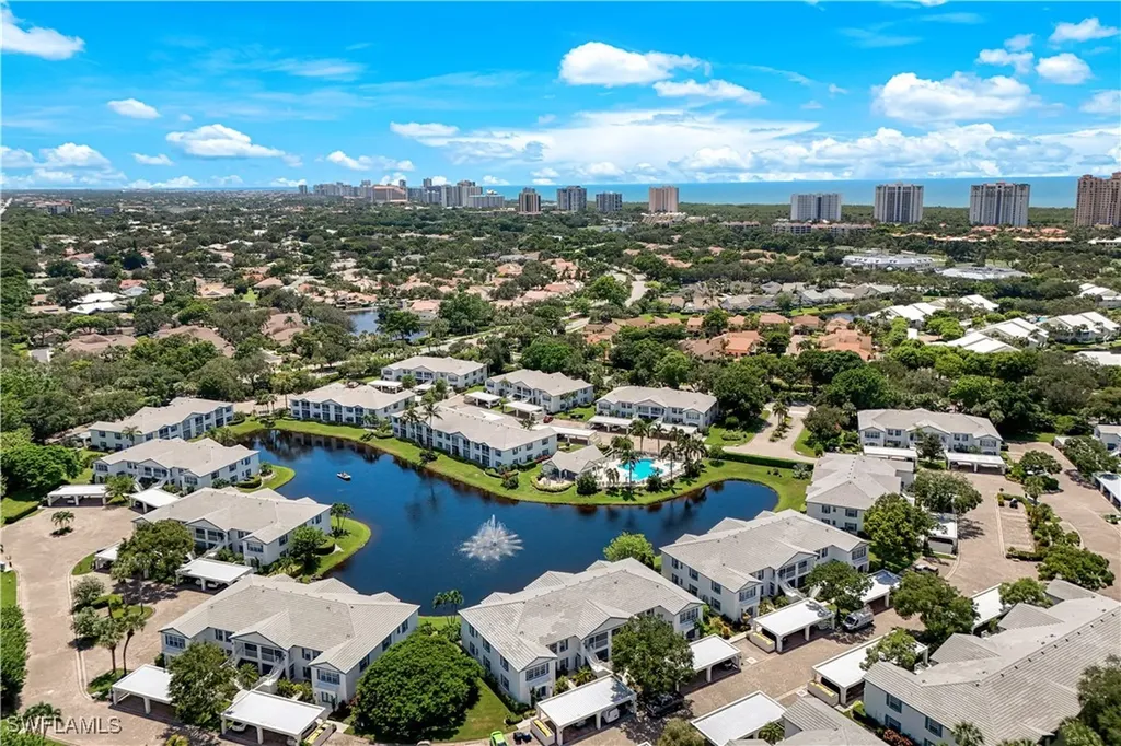 864 Tanbark Drive Naples FL 34108