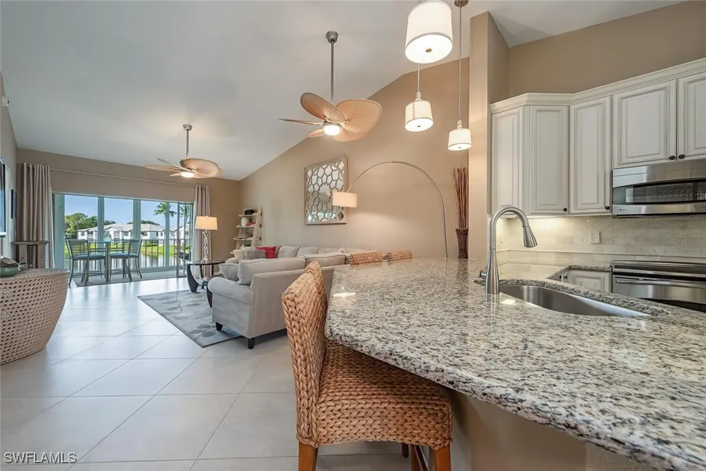 864 Tanbark Drive Naples FL 34108