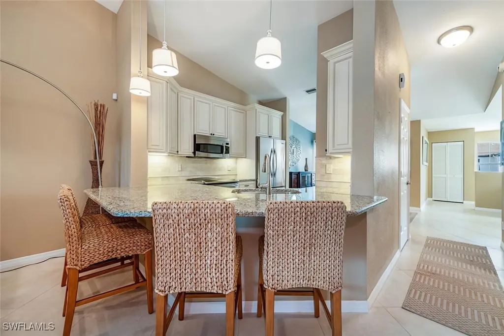 864 Tanbark Drive Naples FL 34108