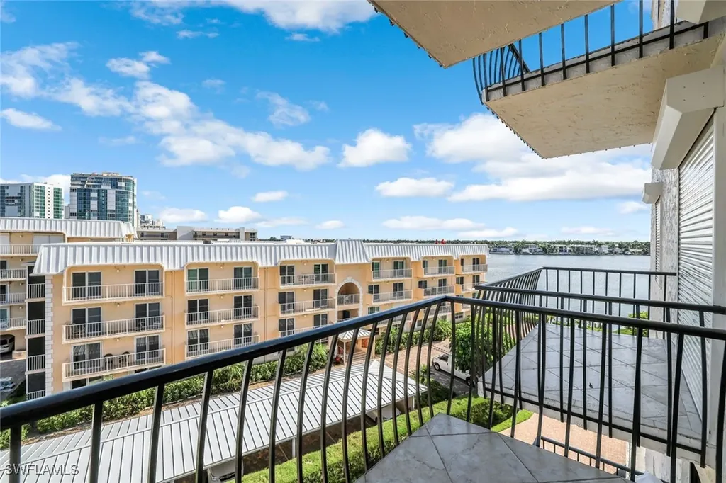 3430 Gulf Shore Boulevard N Naples FL 34103