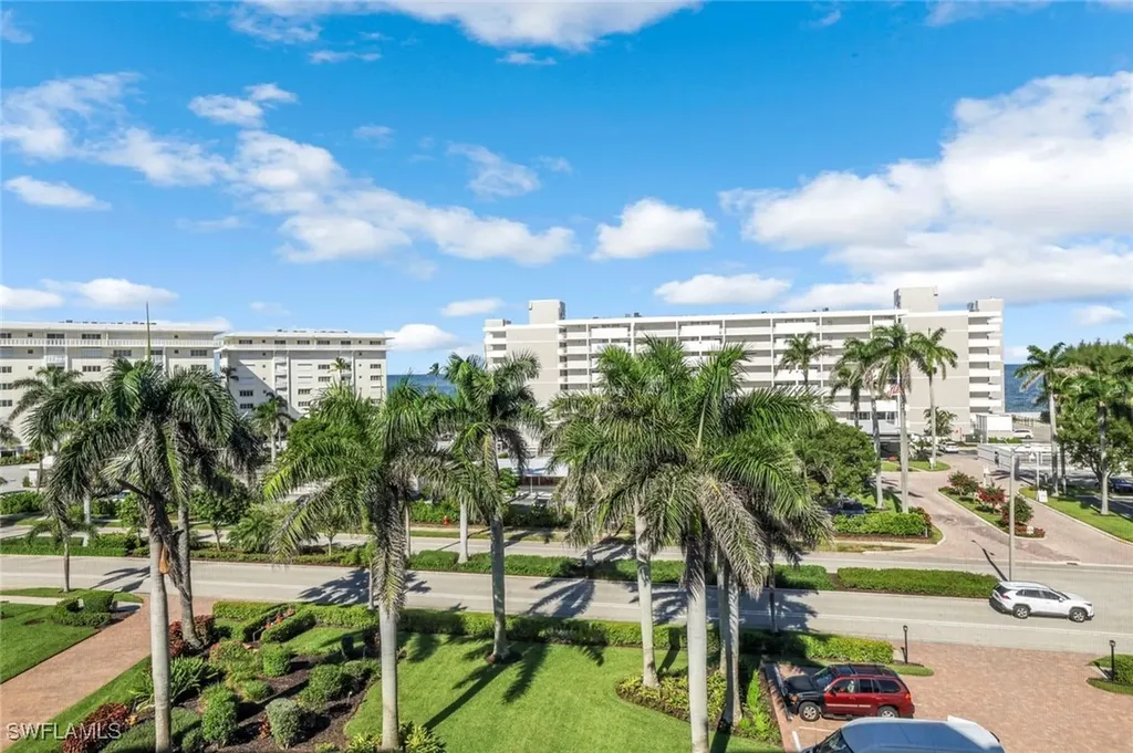 3430 Gulf Shore Boulevard N Naples FL 34103