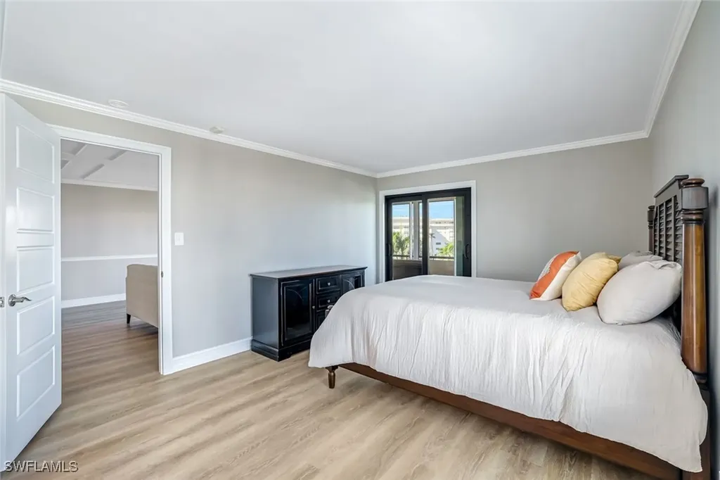 3430 Gulf Shore Boulevard N Naples FL 34103