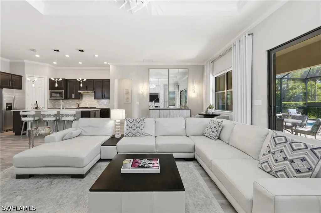 9761 Willet Court Naples FL 34120