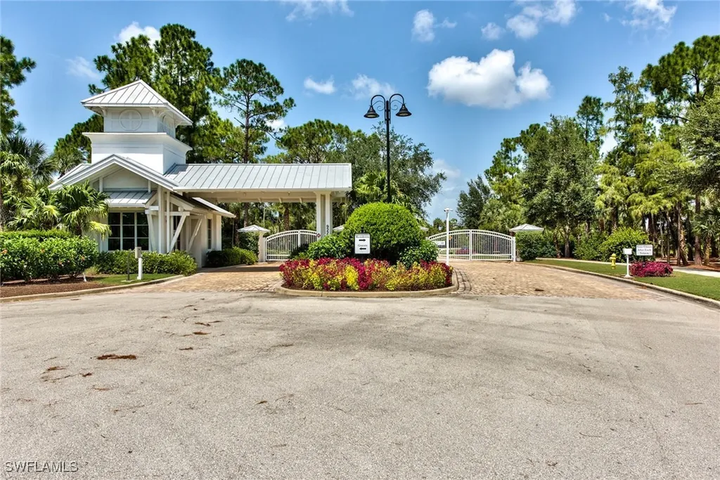 9761 Willet Court Naples FL 34120