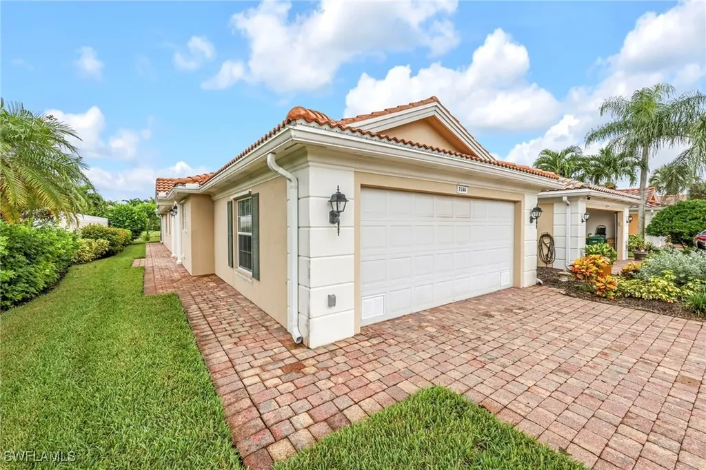 7146 Marconi Court Naples FL 34114