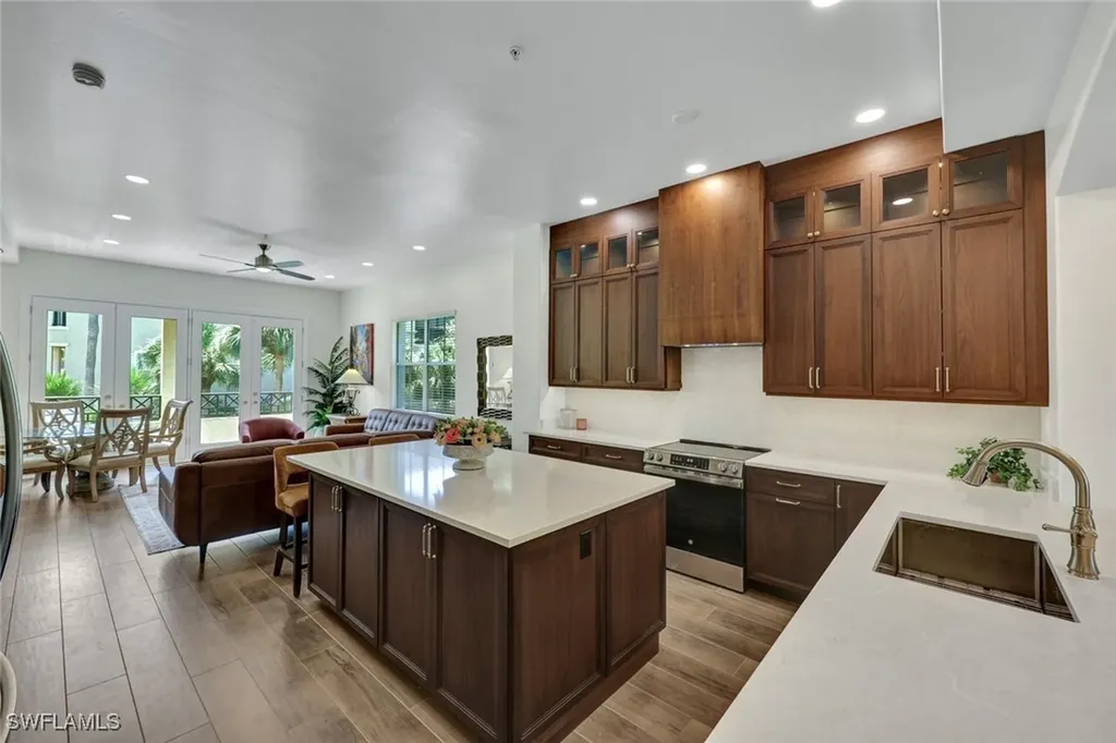 2609 Estrella Court Naples FL 34109