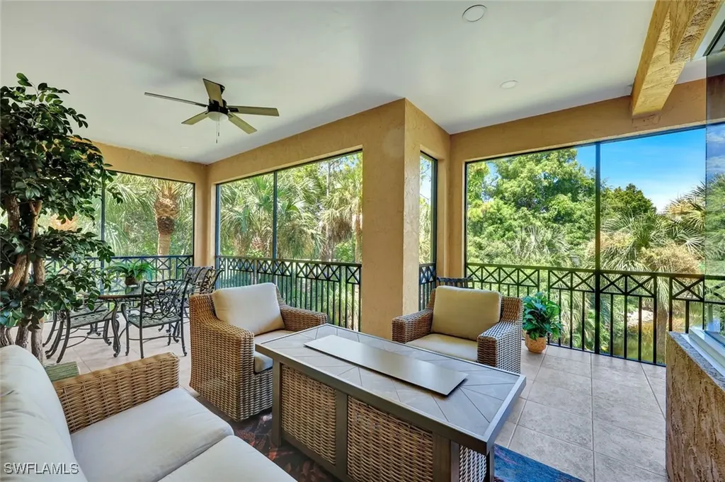 2609 Estrella Court Naples FL 34109