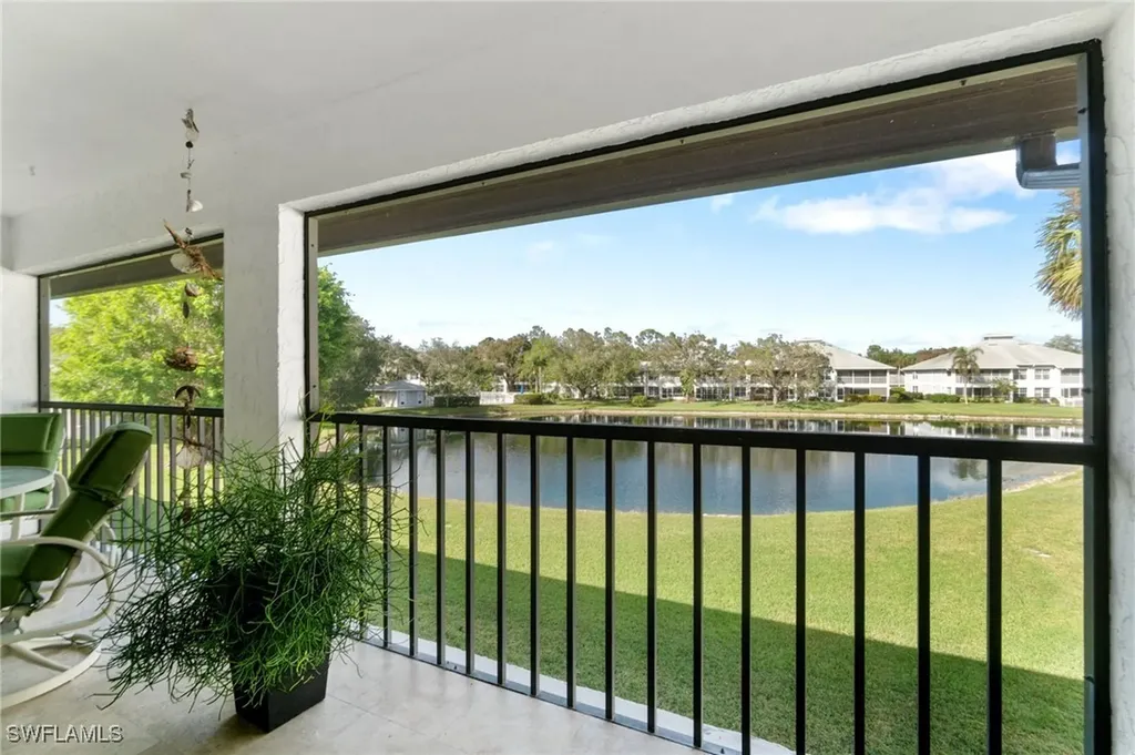 800 Misty Pines Circle Naples FL 34105