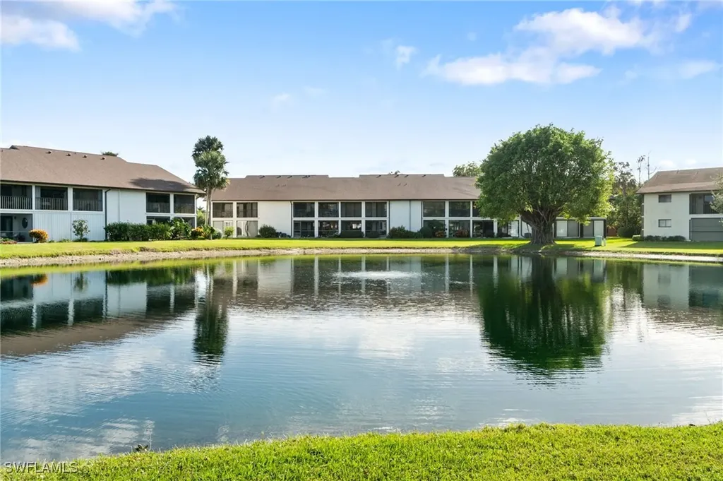 800 Misty Pines Circle Naples FL 34105