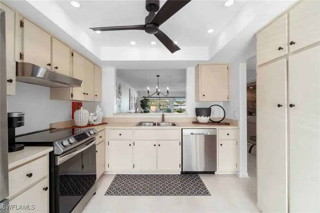 800 Misty Pines Circle Naples FL 34105