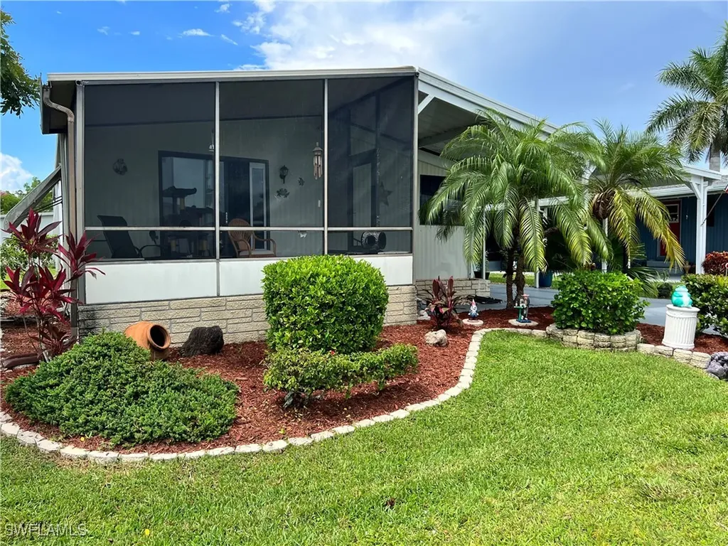 251 Loon Lane Naples FL 34114