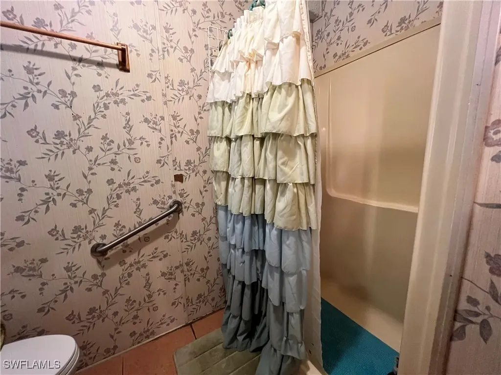 251 Loon Lane Naples FL 34114