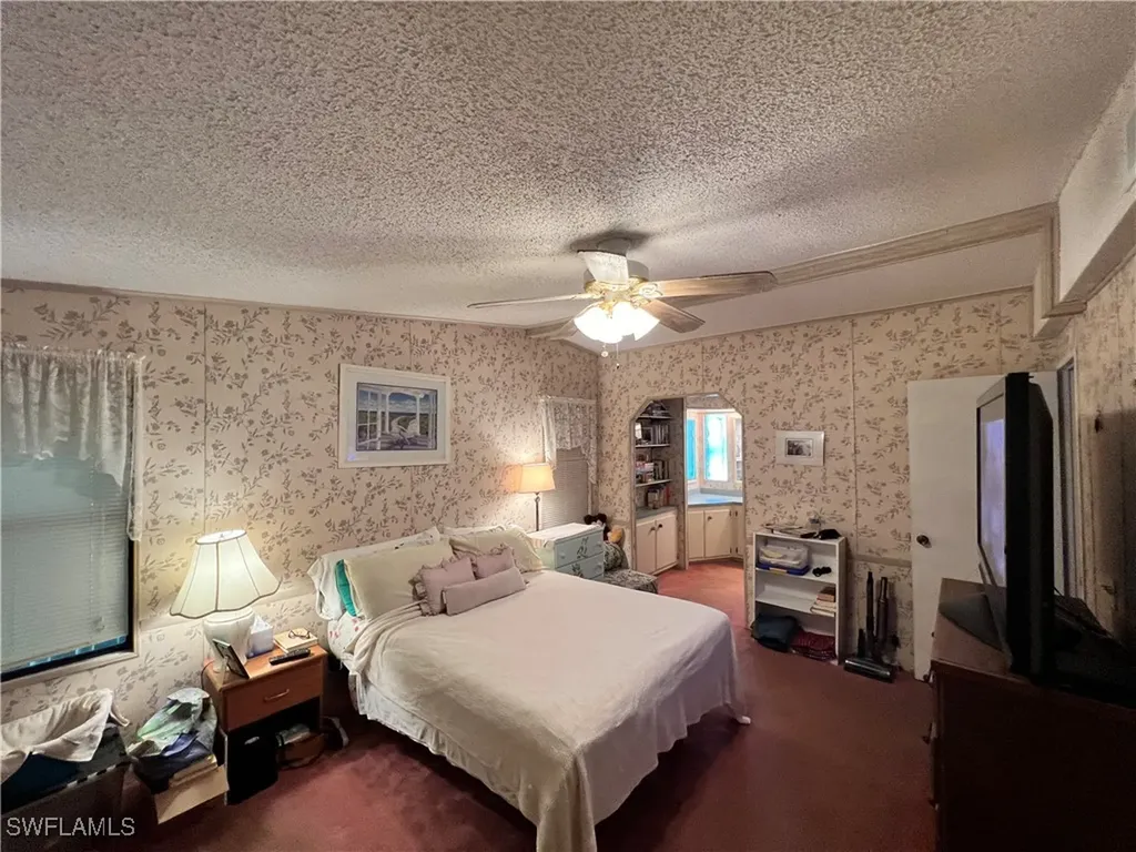 251 Loon Lane Naples FL 34114