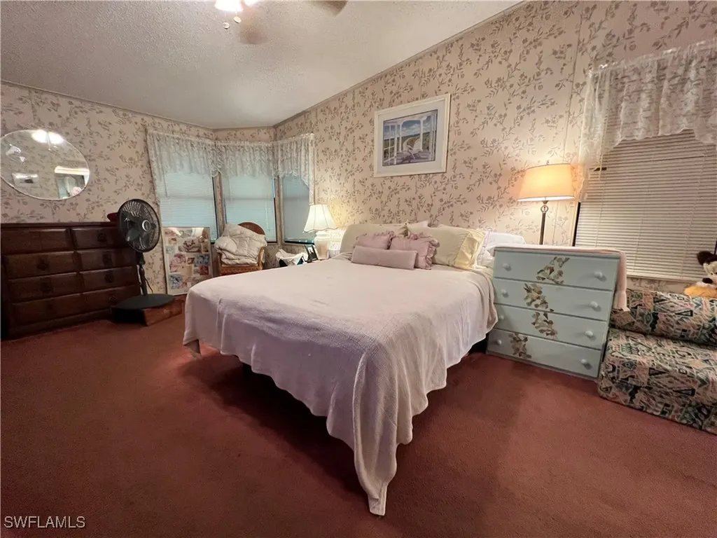 251 Loon Lane Naples FL 34114