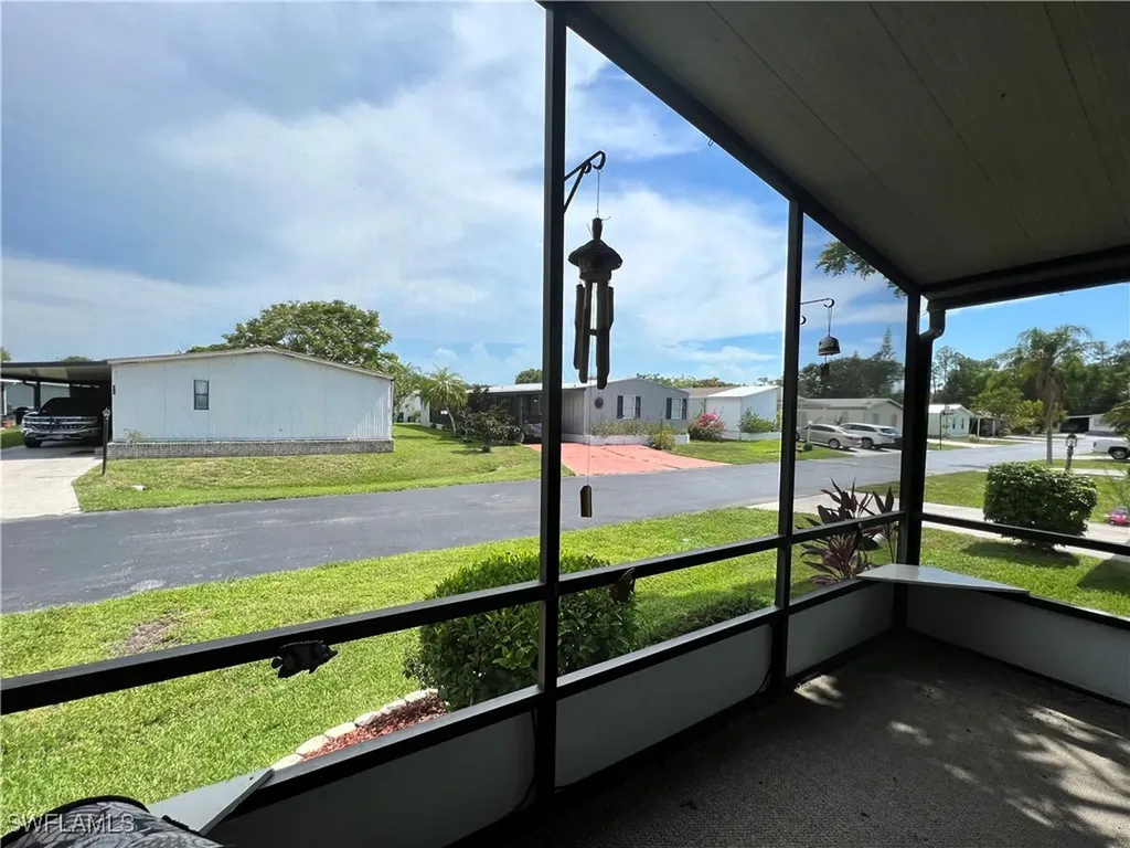 251 Loon Lane Naples FL 34114