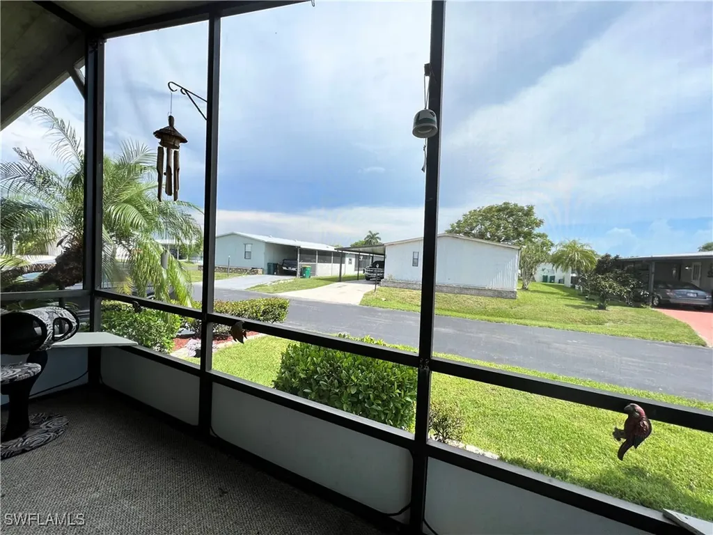 251 Loon Lane Naples FL 34114