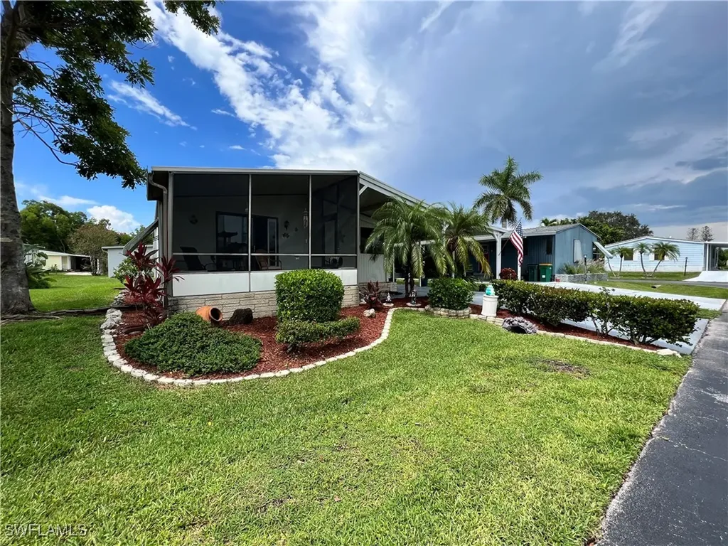 251 Loon Lane Naples FL 34114