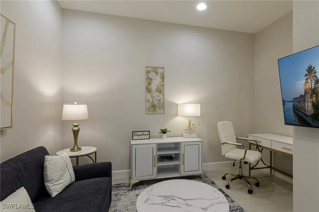 8909 Yucatan Court Naples FL 34112