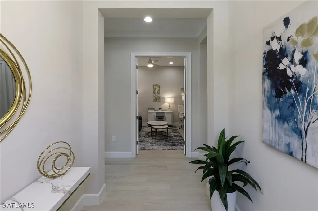 8909 Yucatan Court Naples FL 34112