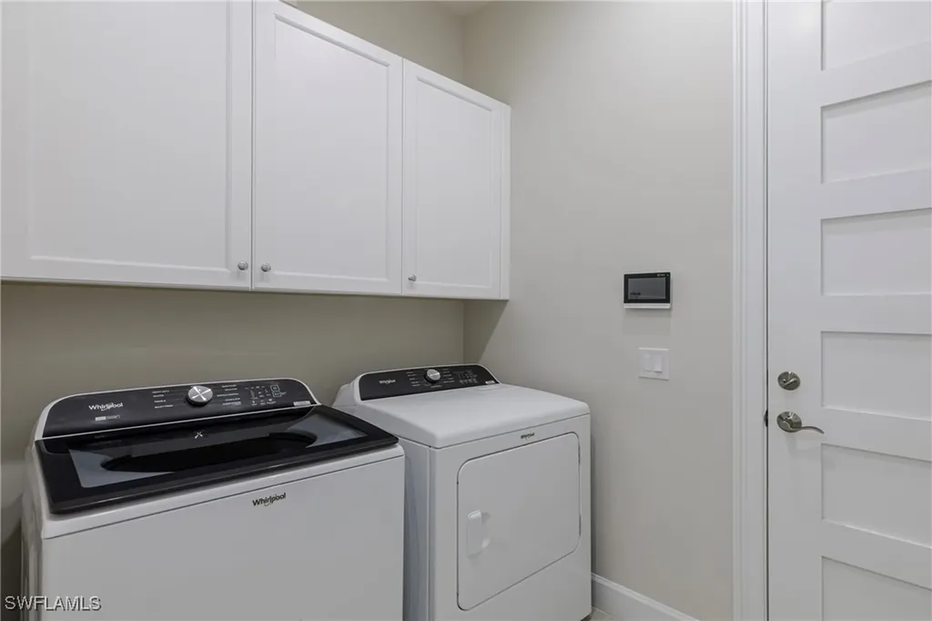 8909 Yucatan Court Naples FL 34112
