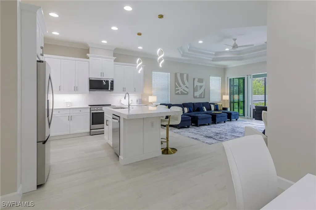 8909 Yucatan Court Naples FL 34112