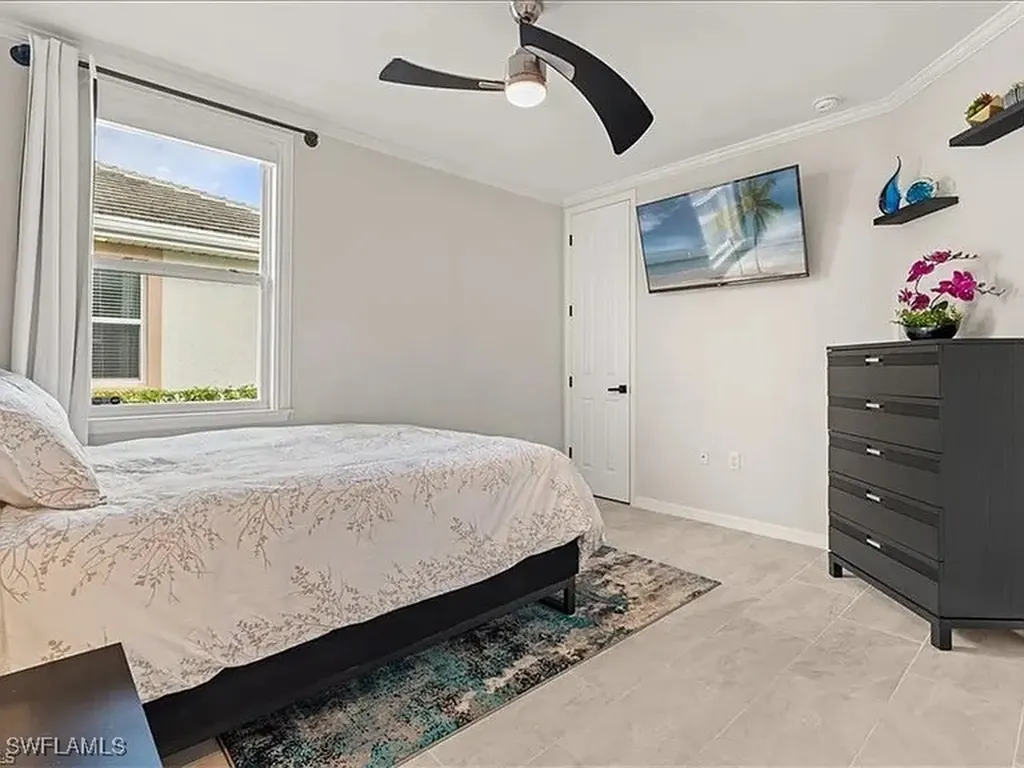 14672 Edgewater Circle Naples FL 34114