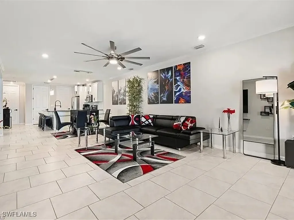 14672 Edgewater Circle Naples FL 34114