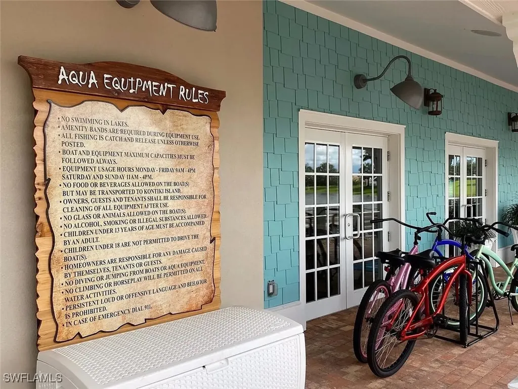 14672 Edgewater Circle Naples FL 34114