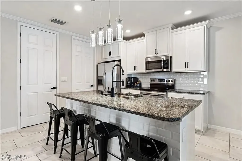 14672 Edgewater Circle Naples FL 34114