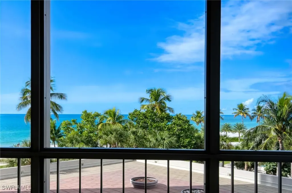 4951 Gulf Shore Boulevard N Naples FL 34103