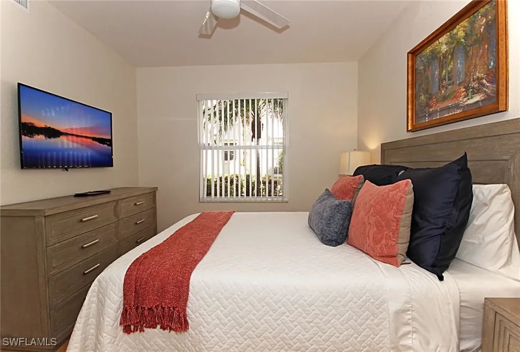 3380 Crown Pointe Boulevard W Naples FL 34112