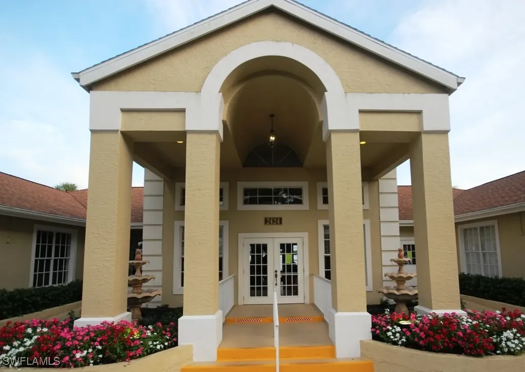 3380 Crown Pointe Boulevard W Naples FL 34112