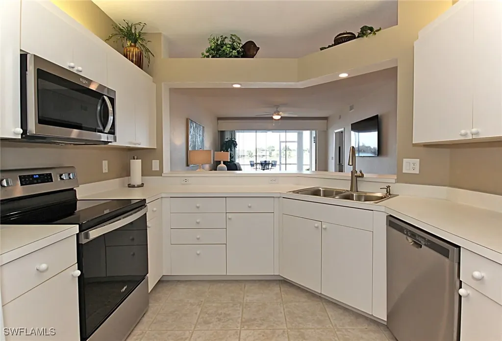 3380 Crown Pointe Boulevard W Naples FL 34112