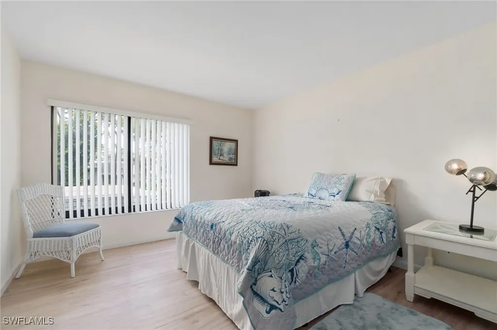 425 Wildwood Lane Naples FL 34105