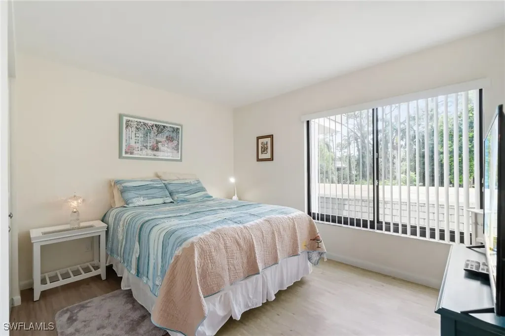 425 Wildwood Lane Naples FL 34105