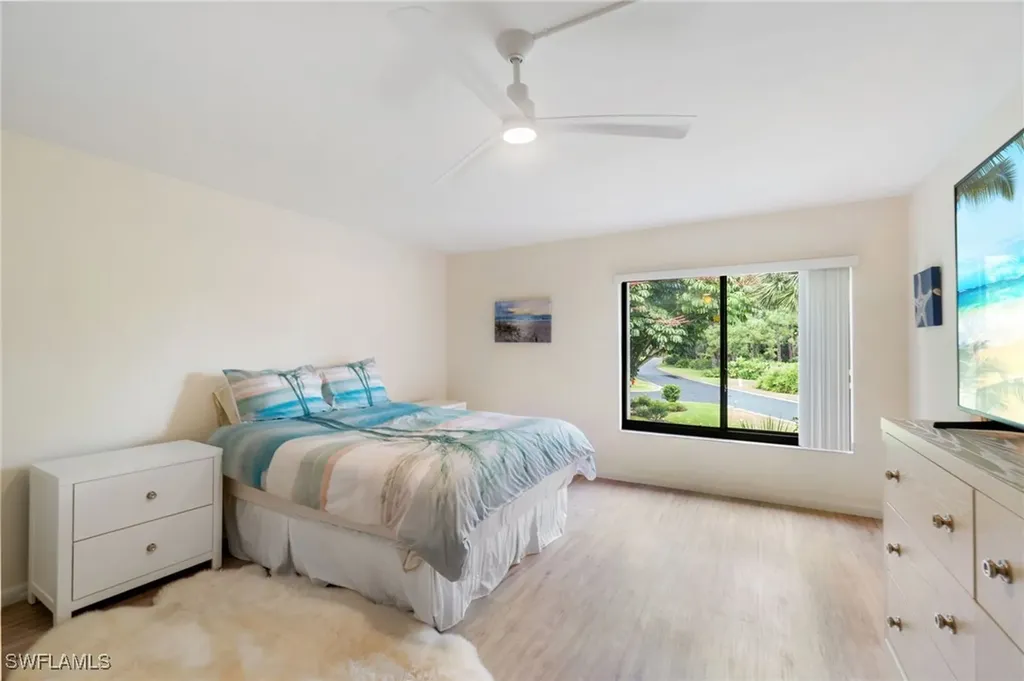 425 Wildwood Lane Naples FL 34105