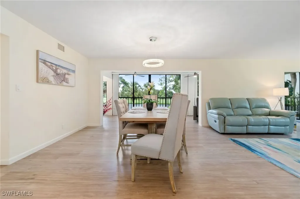 425 Wildwood Lane Naples FL 34105