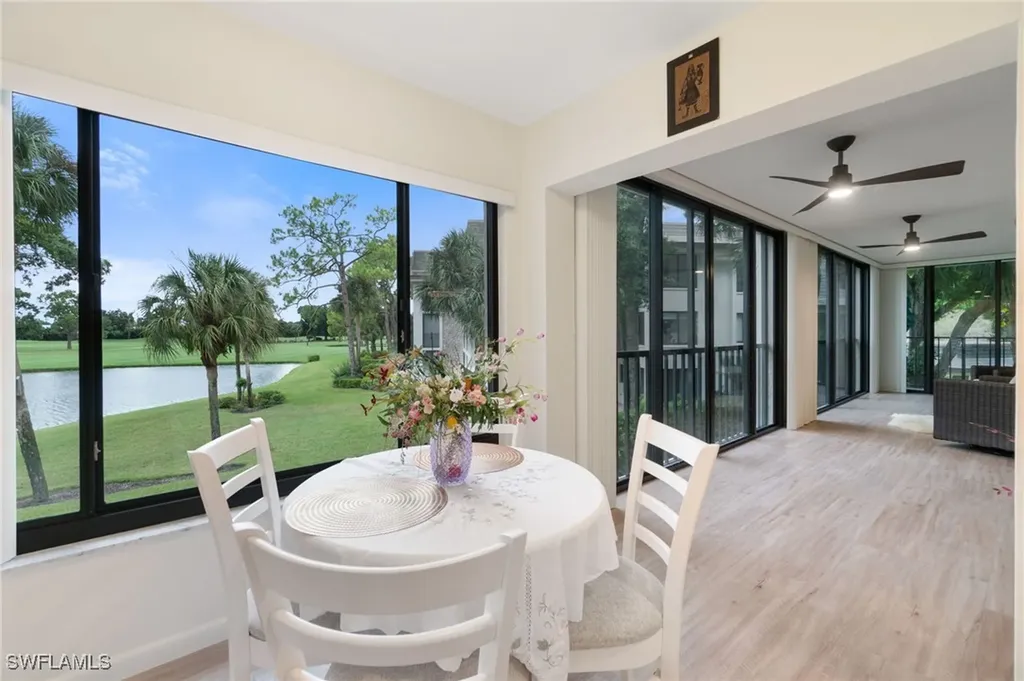 425 Wildwood Lane Naples FL 34105