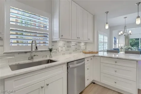 4430 Botanical Place Circle Naples FL 34112