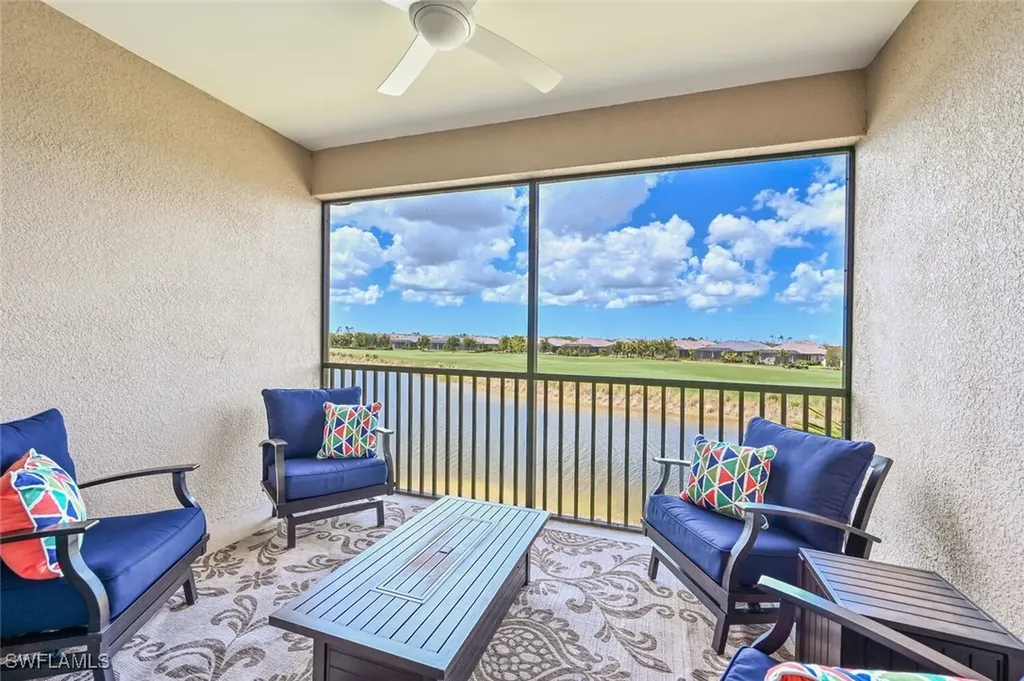 9389 Pocida Court Naples FL 34119