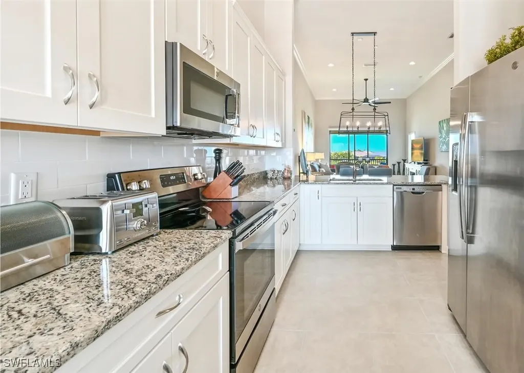 9389 Pocida Court Naples FL 34119