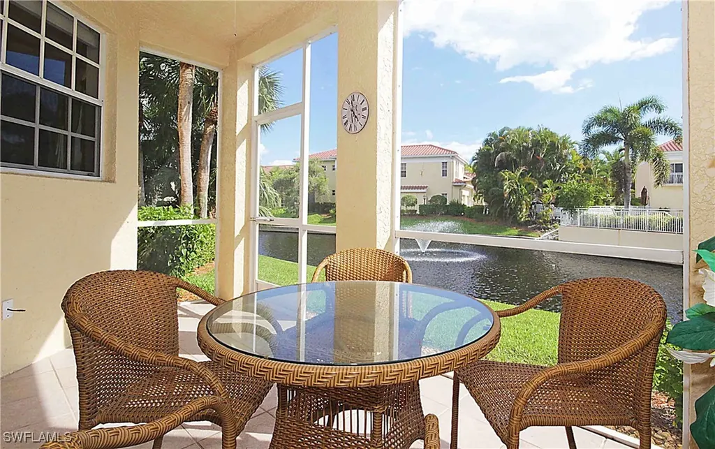 500 L'ambiance Circle Naples FL 34108
