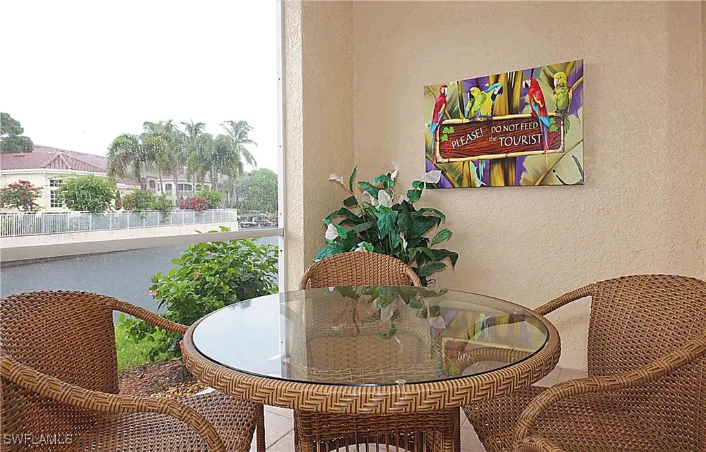 500 L'ambiance Circle Naples FL 34108