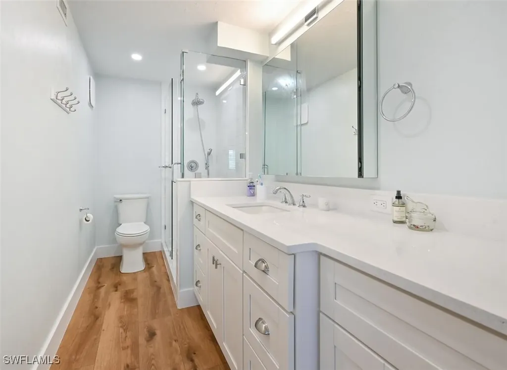 250 7th Avenue S Naples FL 34102
