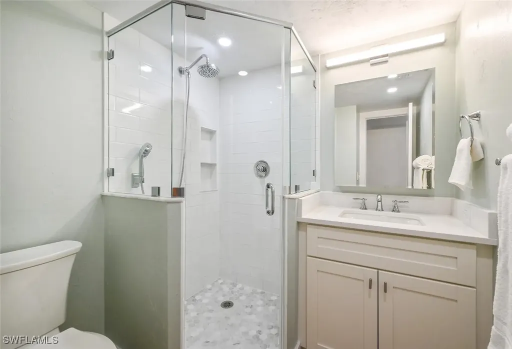 250 7th Avenue S Naples FL 34102